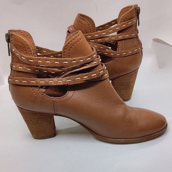 FRYE Naomi Pickstitch Whiskey Leather Shootie Boots - Picture 2 of 5